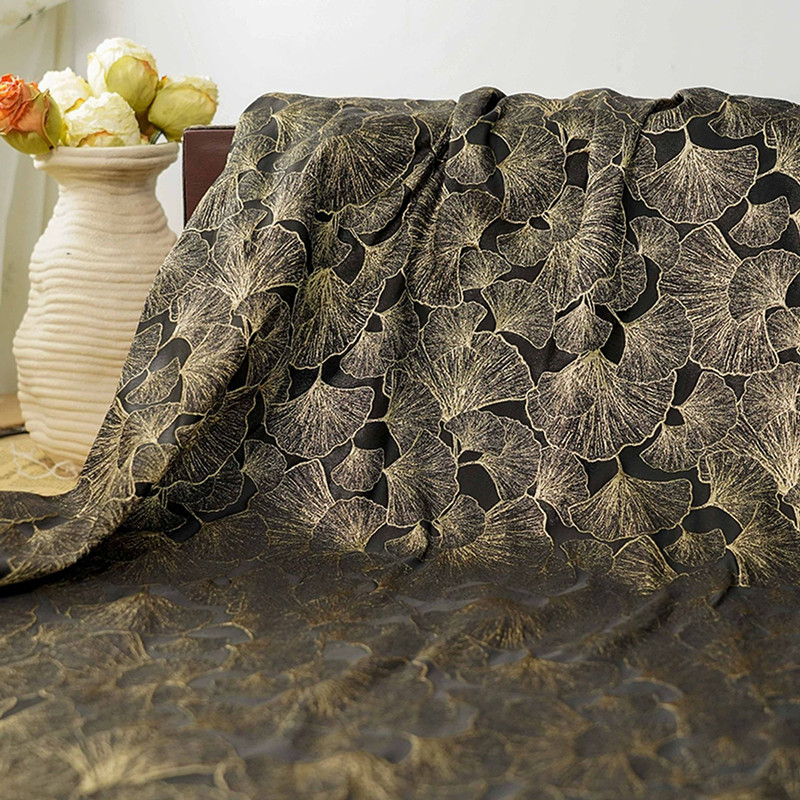 Vintage Sewing Textile - ผ้าแจ็คการ์ดลายใบแปะก๊วยนูน 3 มิติ ด้ายทอง ลายวินเทจ ผ้าทอจากเส้นด้ายย้อมสี