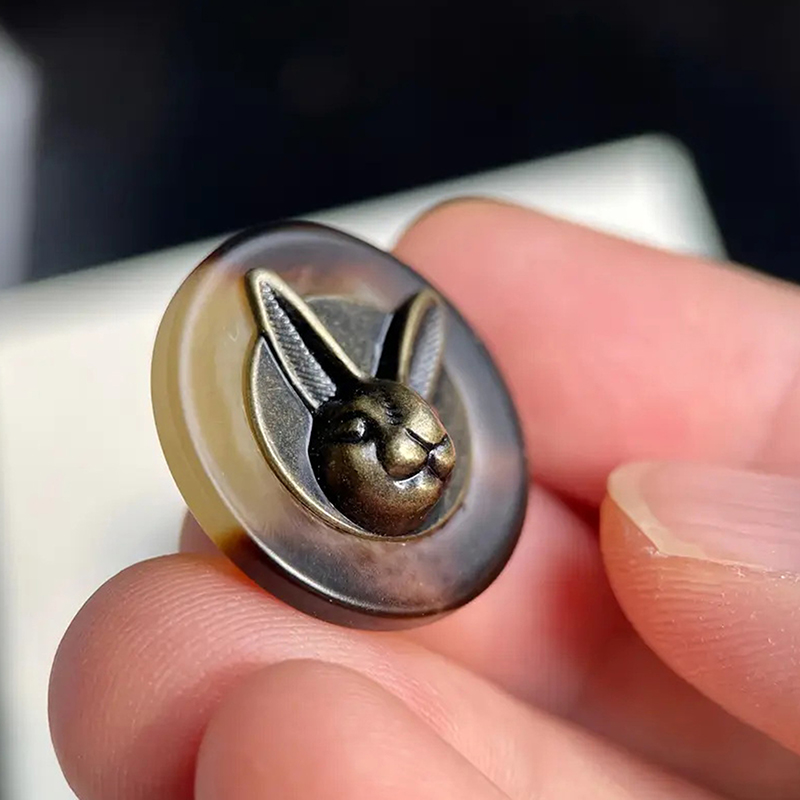 กระดุมตกแต่งรูปหัวกระต่ายทองแด - Vintage Sewing Textile บทวิจารณ์และราคา